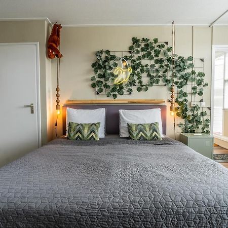 The Lion King - 6 Person Linked Apartment With Roof Terrace Groningen Zewnętrze zdjęcie