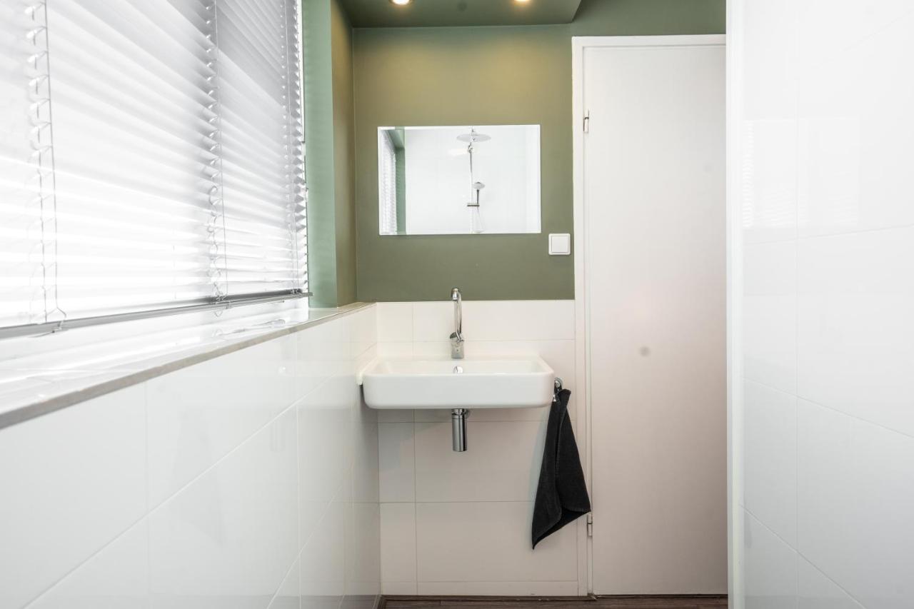 The Lion King - 6 Person Linked Apartment With Roof Terrace Groningen Zewnętrze zdjęcie