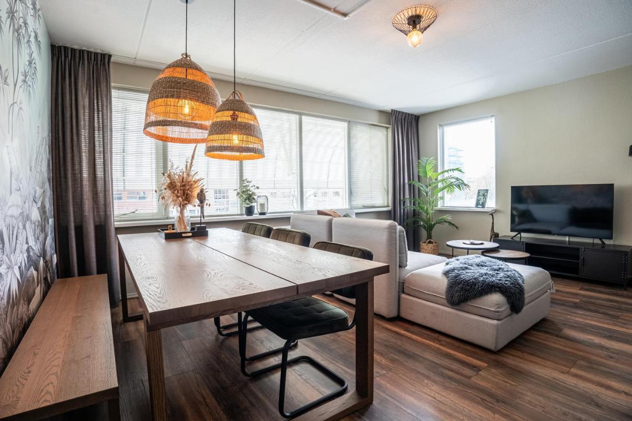 The Lion King - 6 Person Linked Apartment With Roof Terrace Groningen Zewnętrze zdjęcie