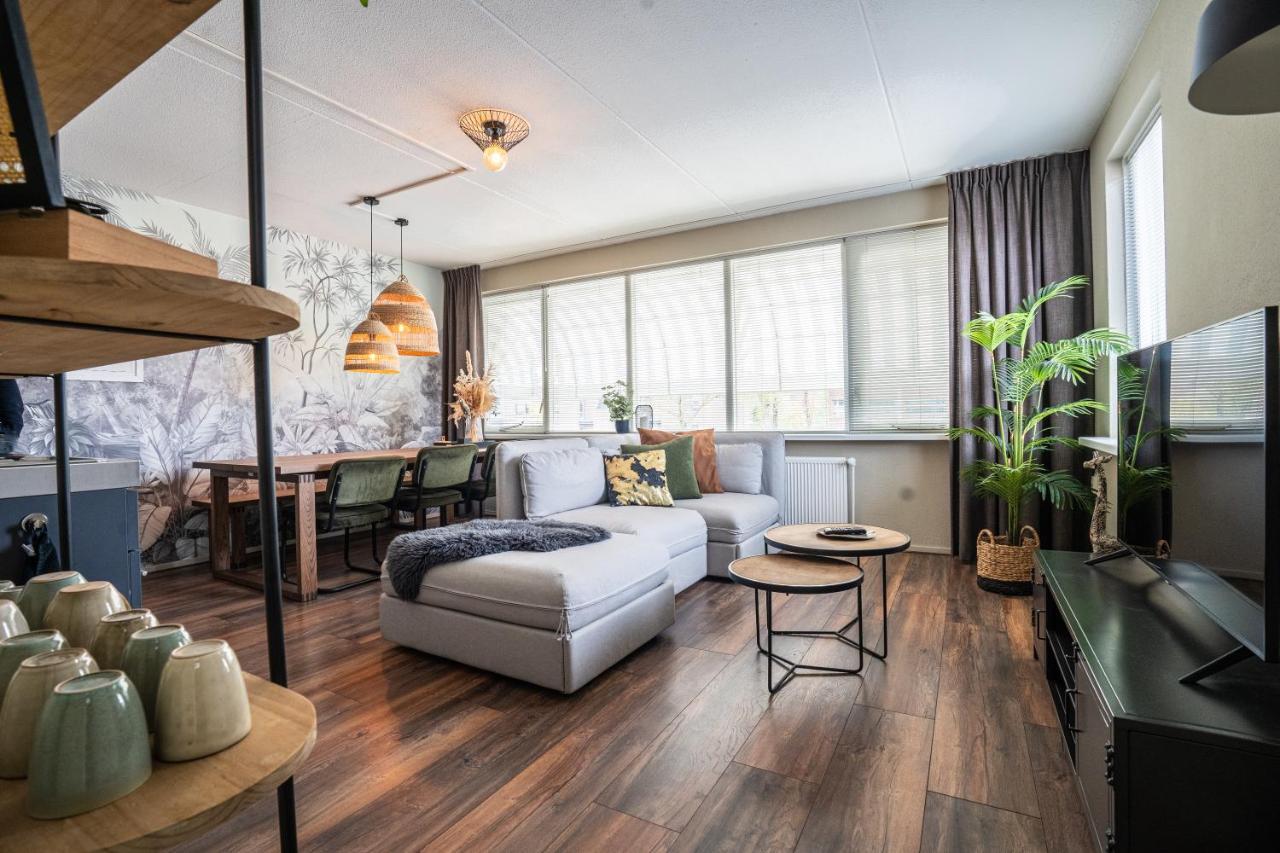 The Lion King - 6 Person Linked Apartment With Roof Terrace Groningen Zewnętrze zdjęcie