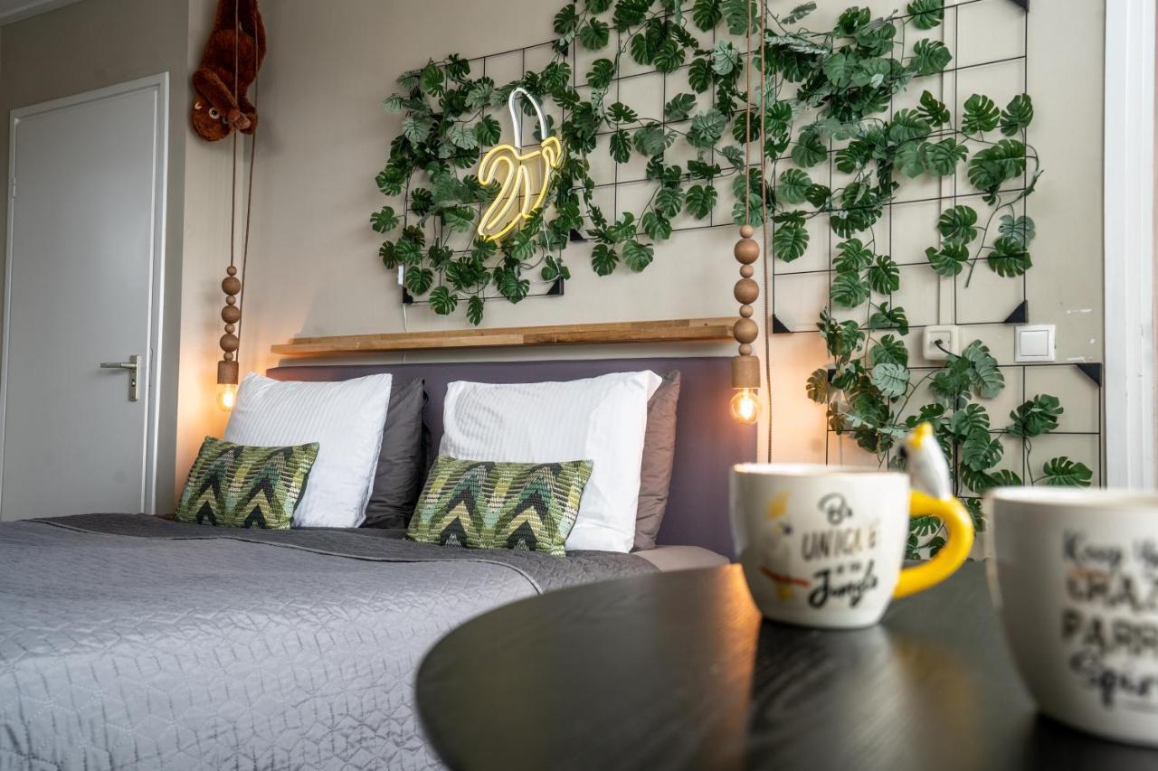 The Lion King - 6 Person Linked Apartment With Roof Terrace Groningen Zewnętrze zdjęcie